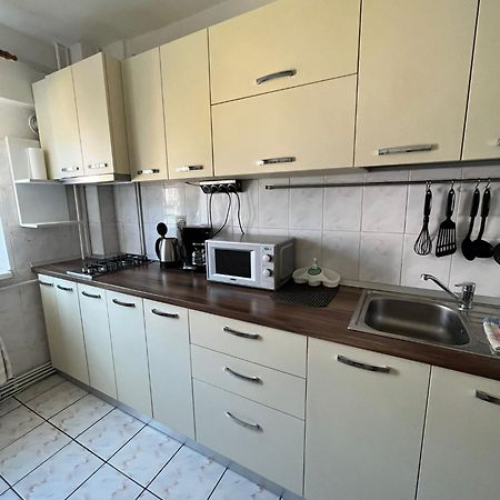 Picadilly Apartment Ploieşti Eksteriør billede