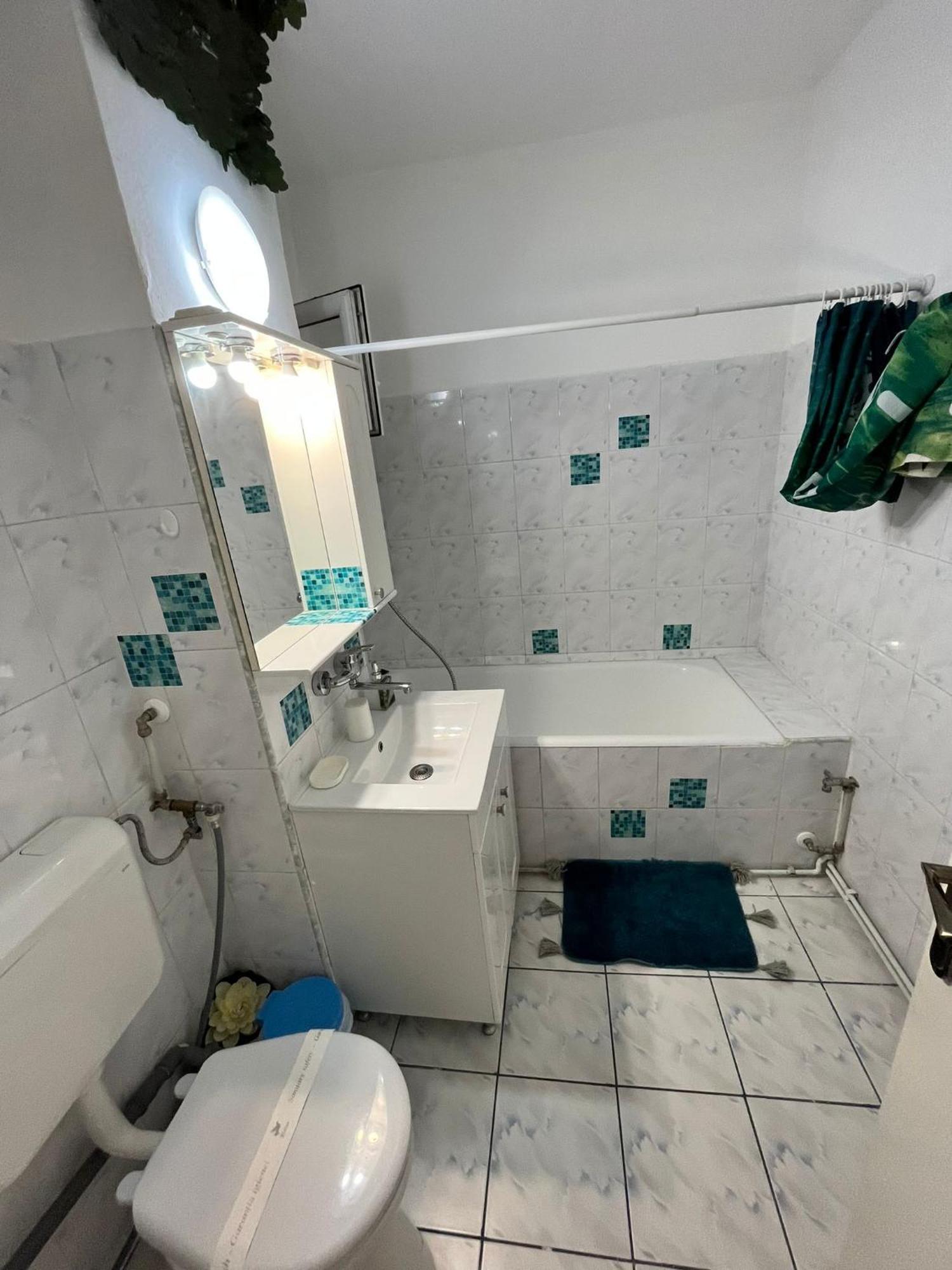 Picadilly Apartment Ploieşti Eksteriør billede